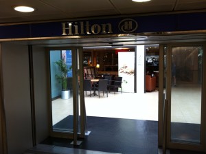 Hilton Gatwick airport entrance at end of connecting corridor to South terminal 2013-10-02 11.15.42