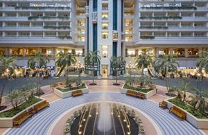 Orlando airport terminal hotel picture